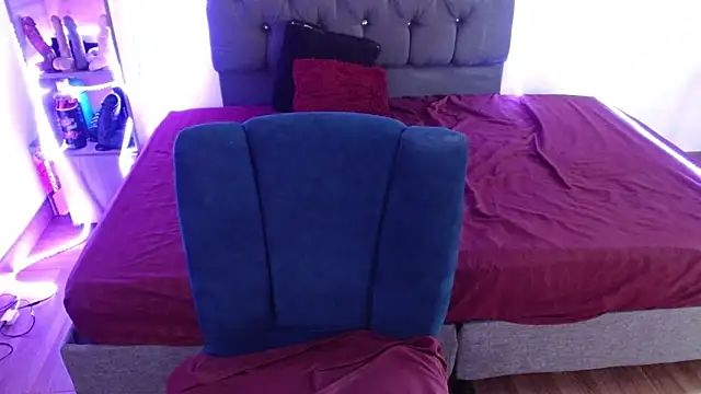 tatiana wd online show from February 2026 01:11:01 PM