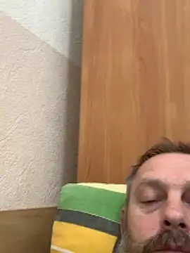 Snapshot of GHsveter chatting on May 2026 06:55:01 AM GHsveter online show from May 2026 06:55:01 AM