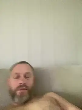 Snapshot of GHsveter chatting on July 2026 10:35:01 AM GHsveter online show from July 2026 10:35:01 AM