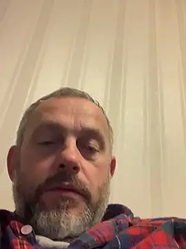Snapshot of GHsveter chatting on September 2025 09:21:01 PM GHsveter online show from September 2025 09:21:01 PM