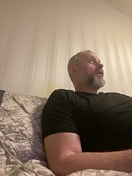 GHsveter online show from April 2026 09:54:02 PM