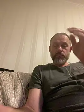 GHsveter online show from April 2026 08:04:02 PM