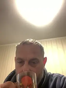 GHsveter online show from December 2025 07:43:01 AM