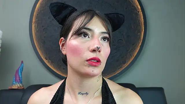 miss sharlotte18 online show from October 2025 06:09:02 PM