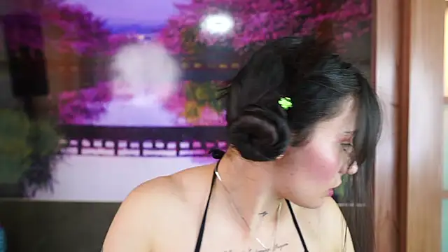 miss sharlotte18 online show from December 2025 06:06:01 PM