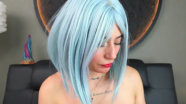 miss sharlotte18 online show from November 2025 09:29:01 PM