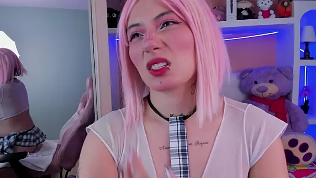 miss sharlotte18 online show from April 2026 11:04:01 AM