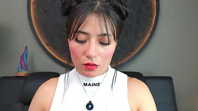 miss sharlotte18 online show from October 2025 06:29:01 PM