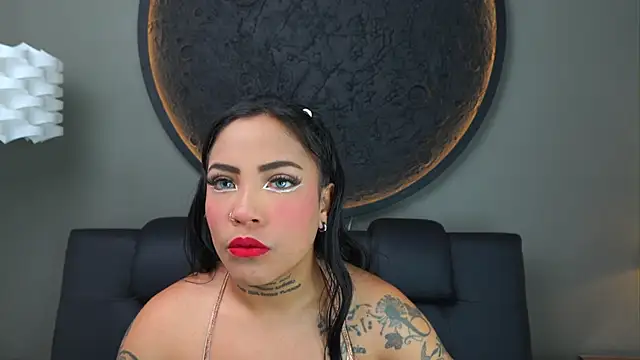Snapshot of miss_vaiolette chatting on October 2025 11:01:01 AM miss vaiolette online show from October 2025 11:01:01 AM