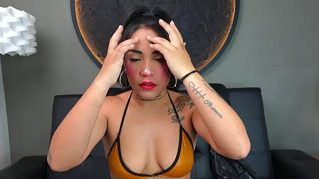 miss vaiolette online show from March 2026 11:15:01 AM