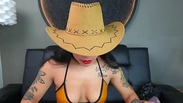 miss vaiolette online show from March 2026 11:05:01 AM