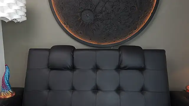 miss vaiolette online show from November 2025 11:10:02 AM