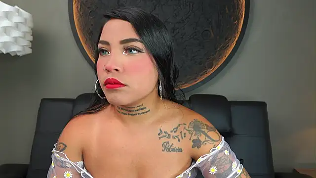 miss vaiolette online show from December 2025 11:03:01 AM