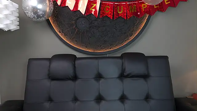 miss vaiolette online show from January 2026 11:14:02 AM