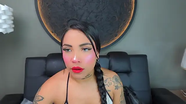 miss vaiolette online show from March 2026 11:01:02 AM