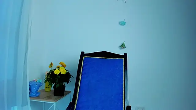 Amatiista online show from March 2025 10:19:01 PM
