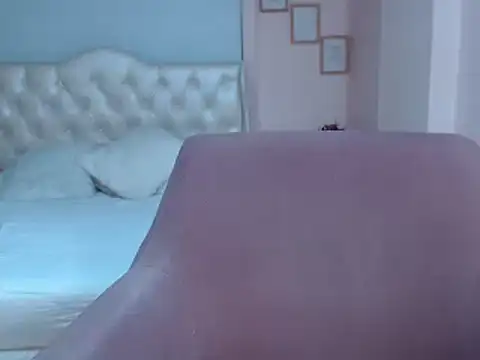 annylouis online show from February 2025 01:46:02 AM