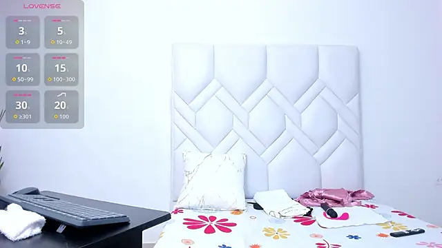 Mature Hard online show from November 2025 09:19:02 PM