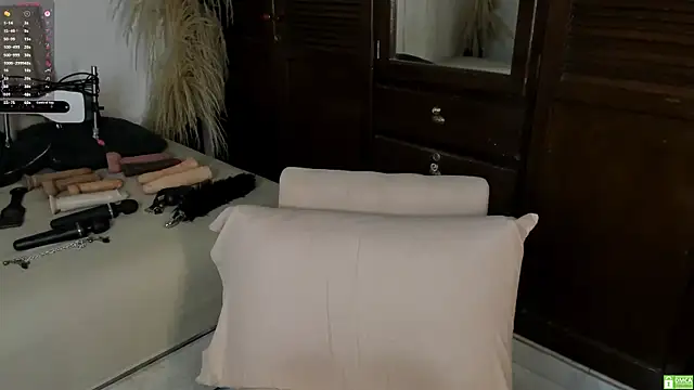 Snapshot of Bianka_olivetto021 chatting on August 2026 06:19:02 AM Bianka olivetto021 online show from August 2026 06:19:02 AM