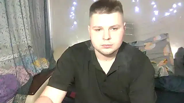 Volshebnik130  online show from January 2025 10:30:02 PM