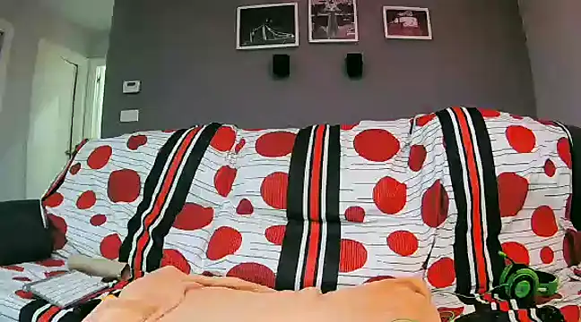 Snapshot of txan9876 chatting on February 2025 10:06:02 PM txan9876 online show from February 2025 10:06:02 PM