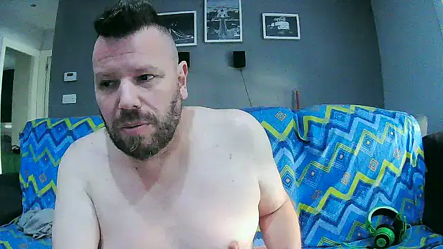 Snapshot of txan9876 chatting on October 2025 02:36:01 PM txan9876 online show from October 2025 02:36:01 PM