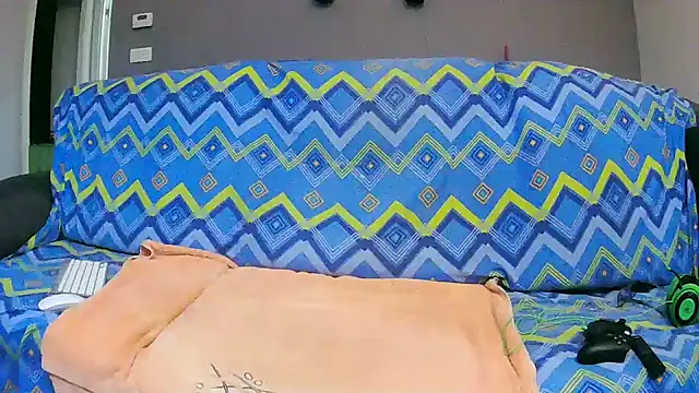 Snapshot of txan9876 chatting on October 2025 02:31:02 AM txan9876 online show from October 2025 02:31:02 AM