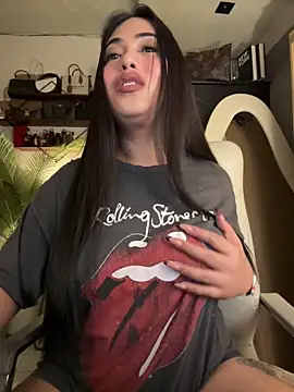 BigDominaMia online show from March 2026 06:56:01 PM