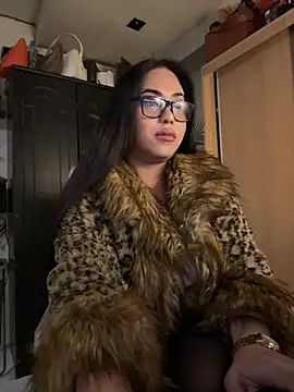 BigDominaMia online show from April 2026 12:39:01 AM