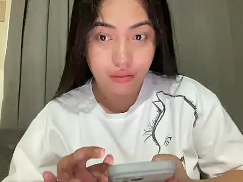 BigDominaMia online show from May 2026 09:01:02 PM