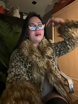 BigDominaMia online show from April 2026 03:08:01 AM