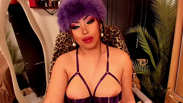 BigDominaMia online show from April 2026 10:34:01 AM