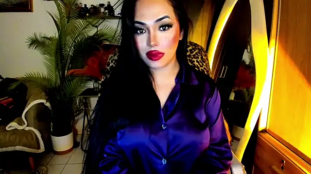 BigDominaMia online show from June 2026 09:34:02 PM