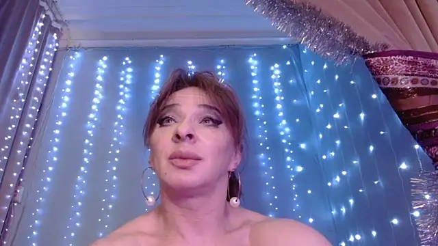 julia renard online show from February 2026 12:25:02 PM