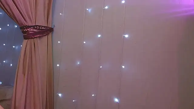 julia renard online show from July 2026 08:11:02 AM