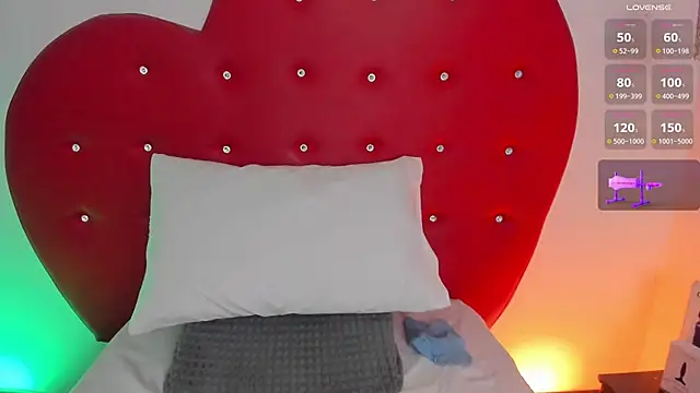 nicolette rock online show from November 2025 10:47:02 AM