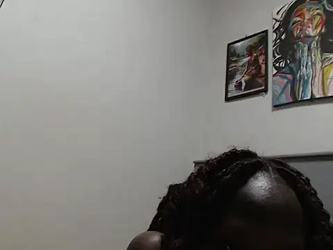 Snapshot of CandyLovesU2 chatting on December 2025 08:43:02 PM CandyLovesU2 online show from December 2025 08:43:02 PM