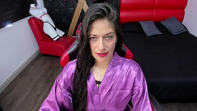 AnnyMilet  online show from May 2026 02:12:01 PM