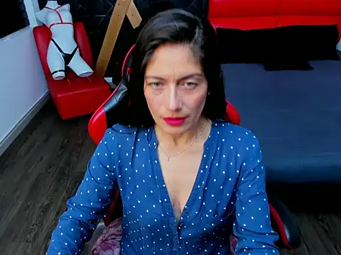 AnnyMilet  online show from July 2026 01:28:01 PM