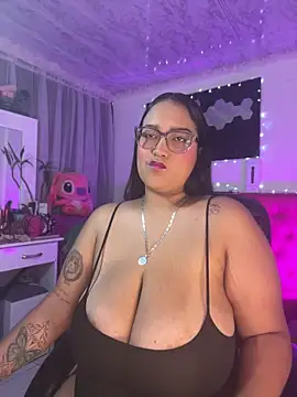 Snapshot of Teffy__xxx chatting on May 2026 10:34:01 PM Teffy xxx online show from May 2026 10:34:01 PM