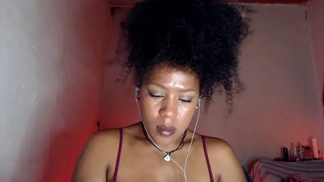 Snapshot of cherry_cleou chatting on February 2025 07:53:02 PM cherry cleou online show from February 2025 07:53:02 PM