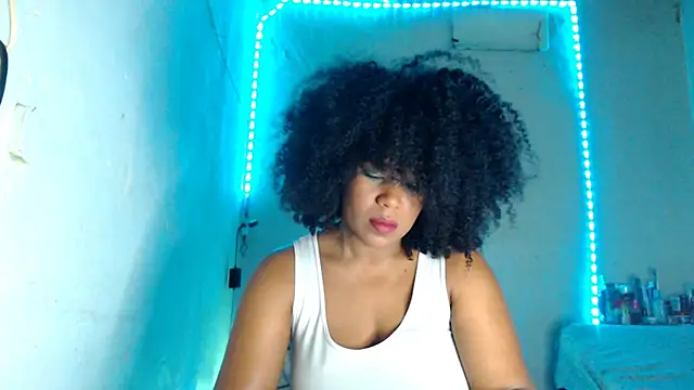 Snapshot of cherry_cleou chatting on December 2025 02:05:02 PM cherry cleou online show from December 2025 02:05:02 PM