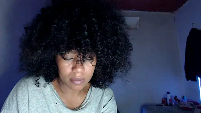 Snapshot of cherry_cleou chatting on January 2025 05:43:02 PM cherry cleou online show from January 2025 05:43:02 PM