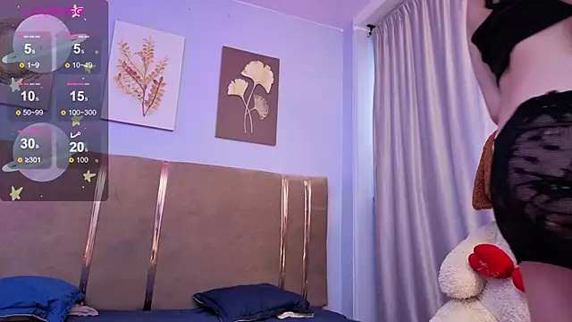 Snapshot of SALOME_F0X_ chatting on May 2026 08:50:01 PM SALOME F0X online show from May 2026 08:50:01 PM