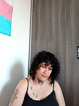 callmelouve online show from November 2025 01:15:01 PM