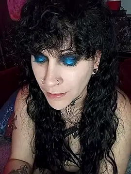 callmelouve online show from April 2026 07:06:02 PM