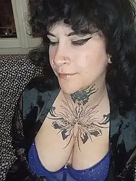 callmelouve online show from April 2026 08:13:01 PM