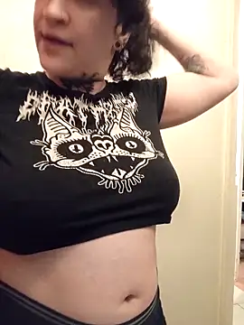 callmelouve online show from February 2026 05:57:02 PM