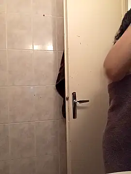 callmelouve online show from January 2026 04:45:01 PM