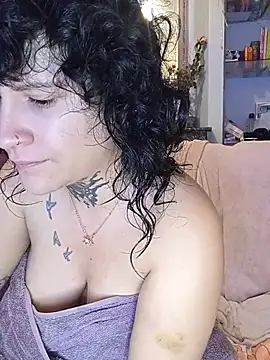 callmelouve online show from October 2025 07:45:02 AM